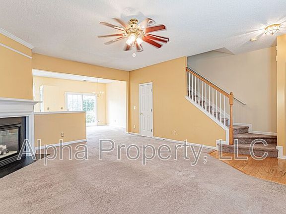 5th image of 111 Waterford Park Dr