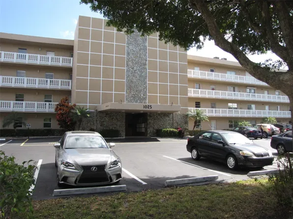 1025 SE 4th Ave #101, Dania Beach, FL 33004