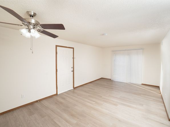 3515 E Lombard St APT D217