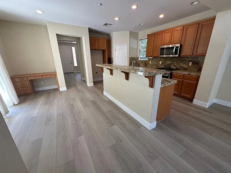 2397 Tamalpais Ave — Photo 11