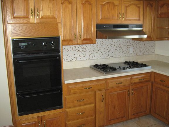 5th image of 608 N Ann St