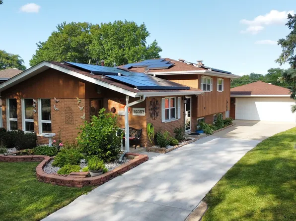 16383 Terry Ln, Oak Forest, IL 60452