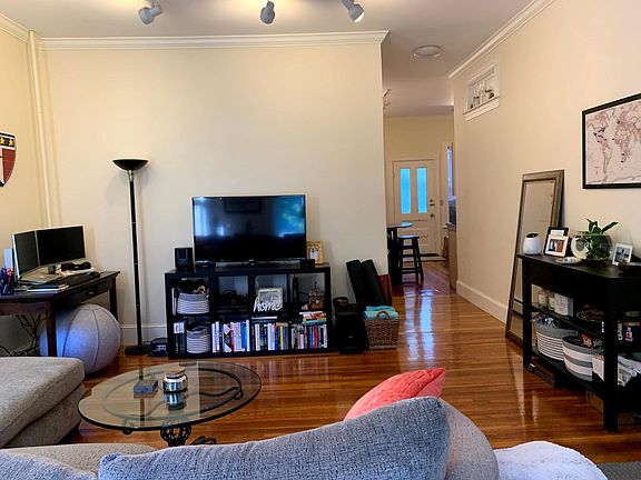 5th image of 49 Sacramento St #1A