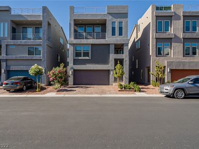 8055 Carpenter Creek Ave, Las Vegas, NV, 89113