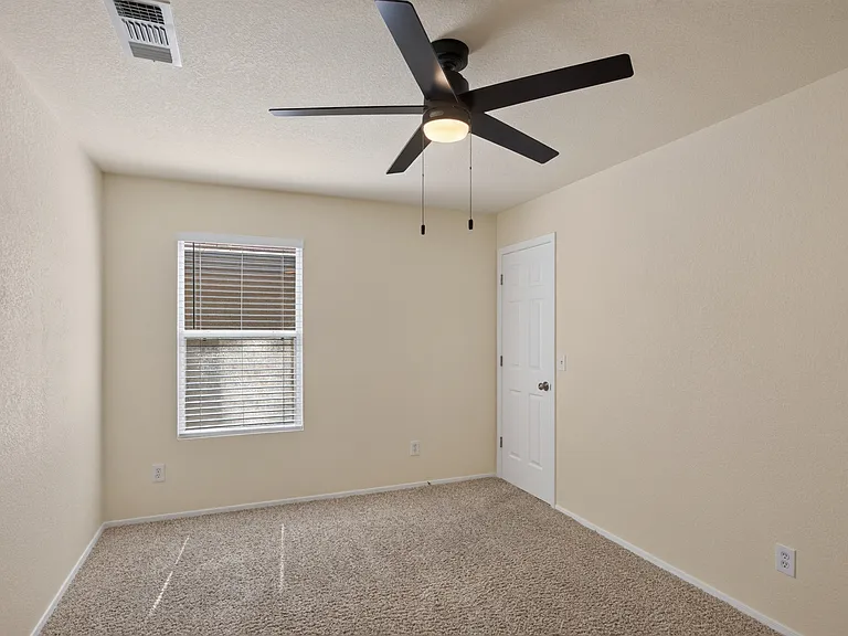 10360 E Malta St — Photo 31