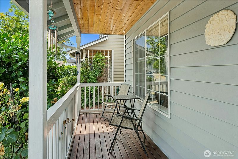 5th image of 118 Woodwind Place