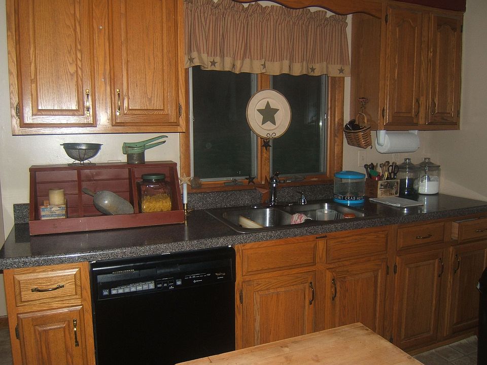 2nd image of 32 Boyds Rd