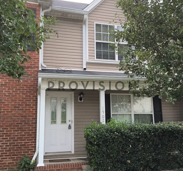 1902 Fletcher Rd NW — Photo 1