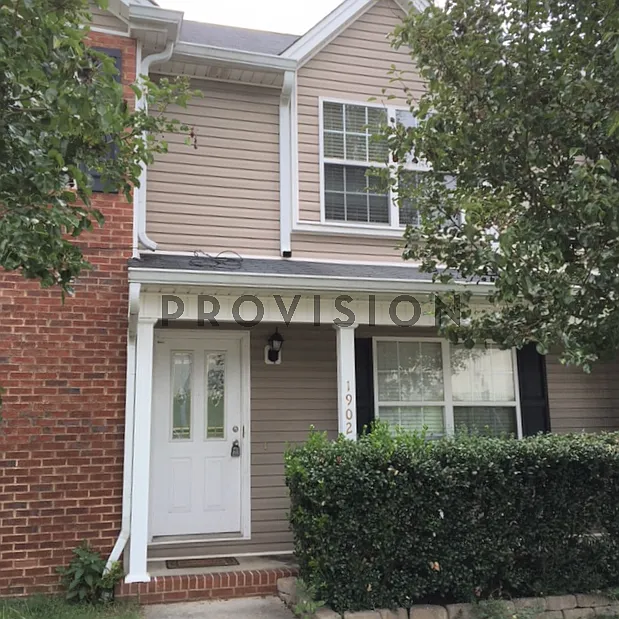 1902 Fletcher Rd NW