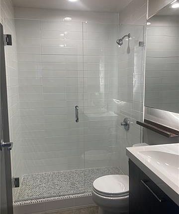 5th image of 920 Poeyfarre St APT 124