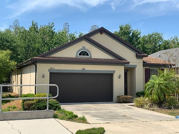 3rd image of 4866 Rolling Green Dr