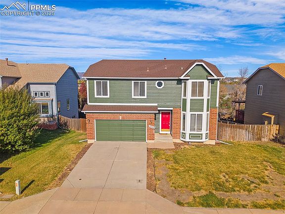 2nd image of 4250 Daylilly Dr