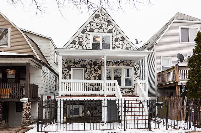 1st image of 4011 S Artesian Ave