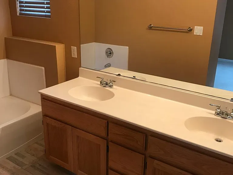 1202 Cosmos Ct — Photo 7