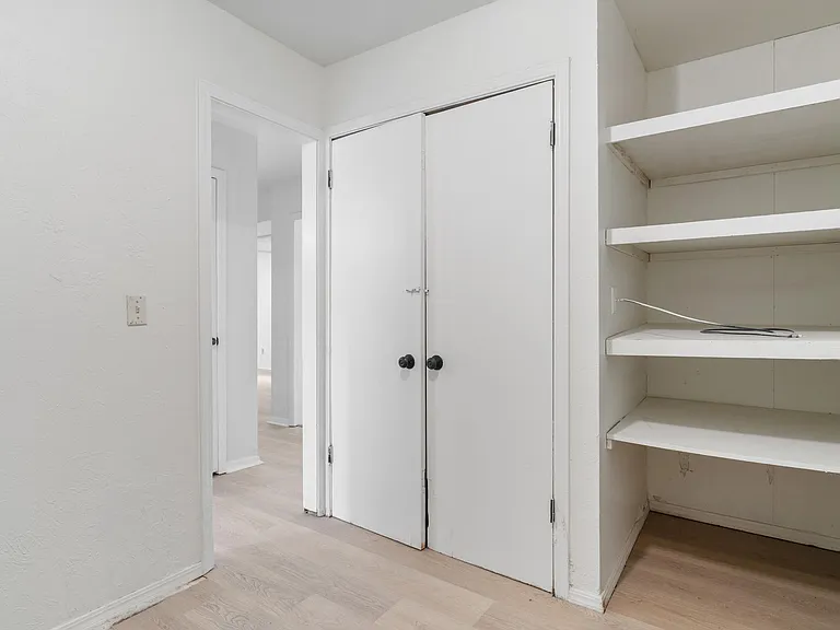8105 NW 114th St — Photo 31