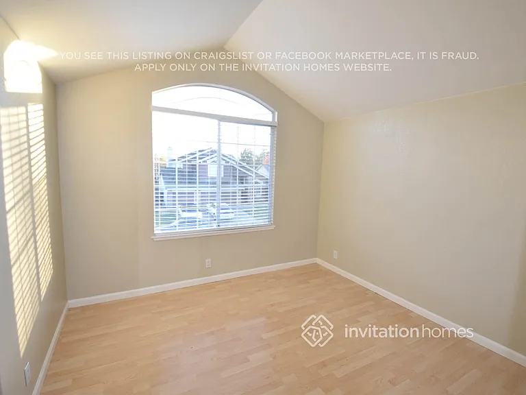 8107 Helmsdale Dr — Photo 10