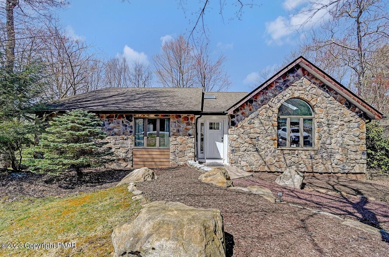 101 Wolf Hollow Rd, Lake Harmony, PA 18624 Zillow