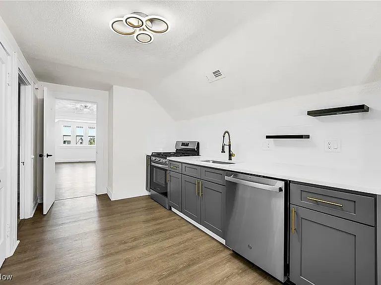16119 Clifton Blvd #3 — Photo 3