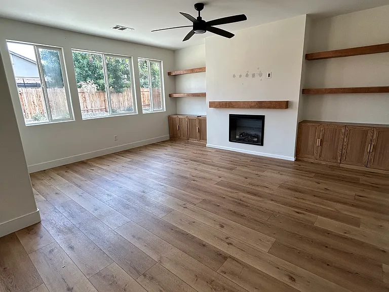 9012 Butterfly Rose Ave — Photo 4