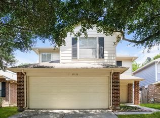 19530 Sandy Bank Dr, Tomball, TX 77375