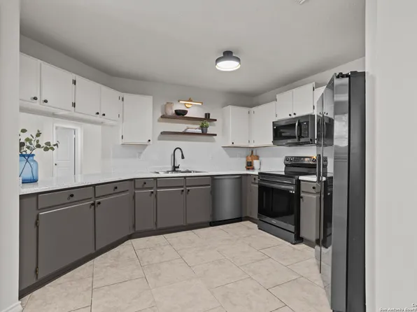 10018 Ink Wells, San Antonio, TX 78250