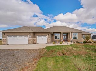 703 Sally Port Rd, Laramie, WY 82070