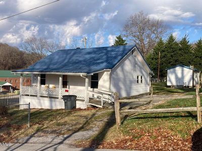 329 Cypress St, Mt Carmel, TN, 37645