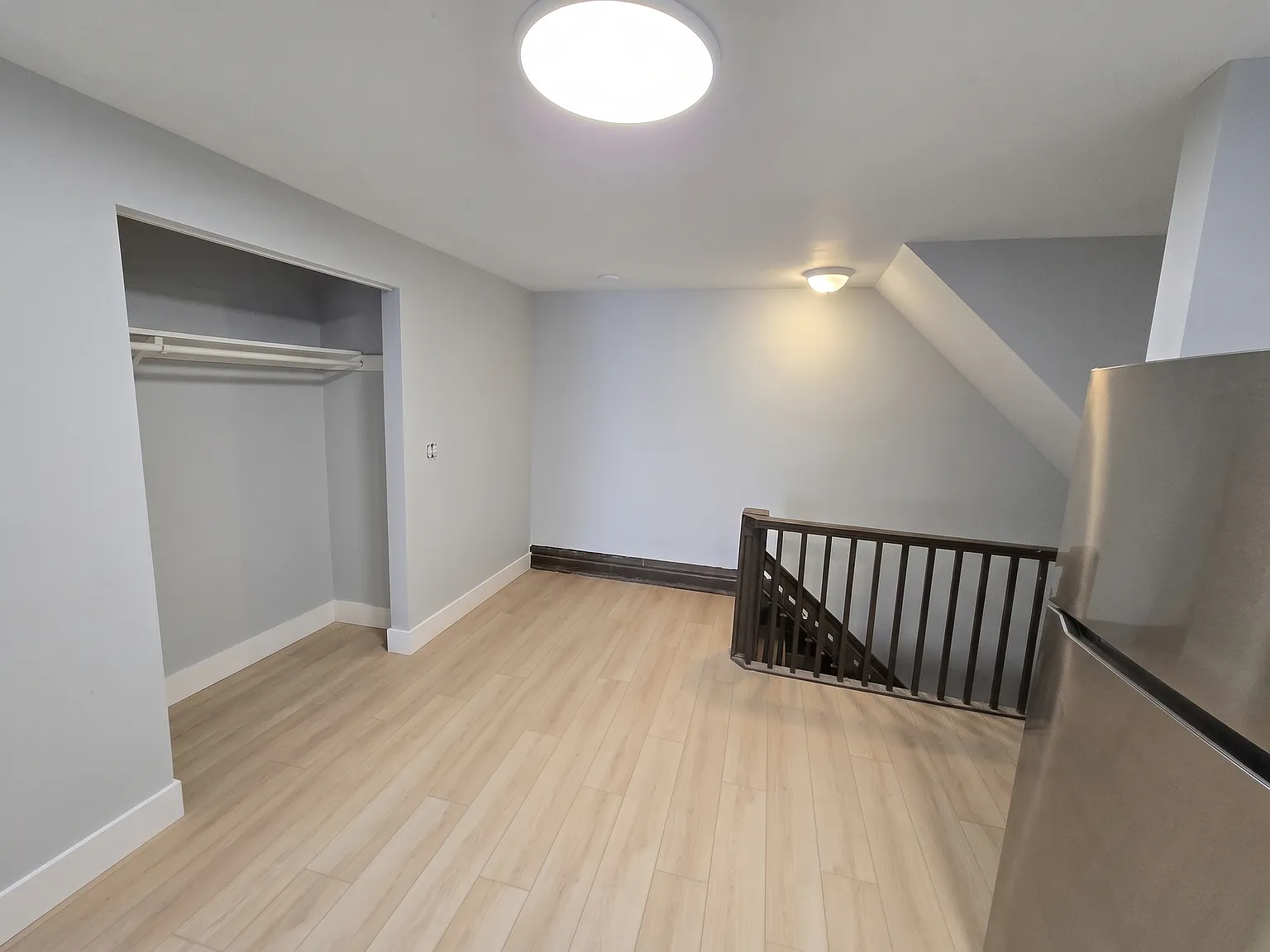 4 bed, 1479 sqft, $3,949 — Photo 4