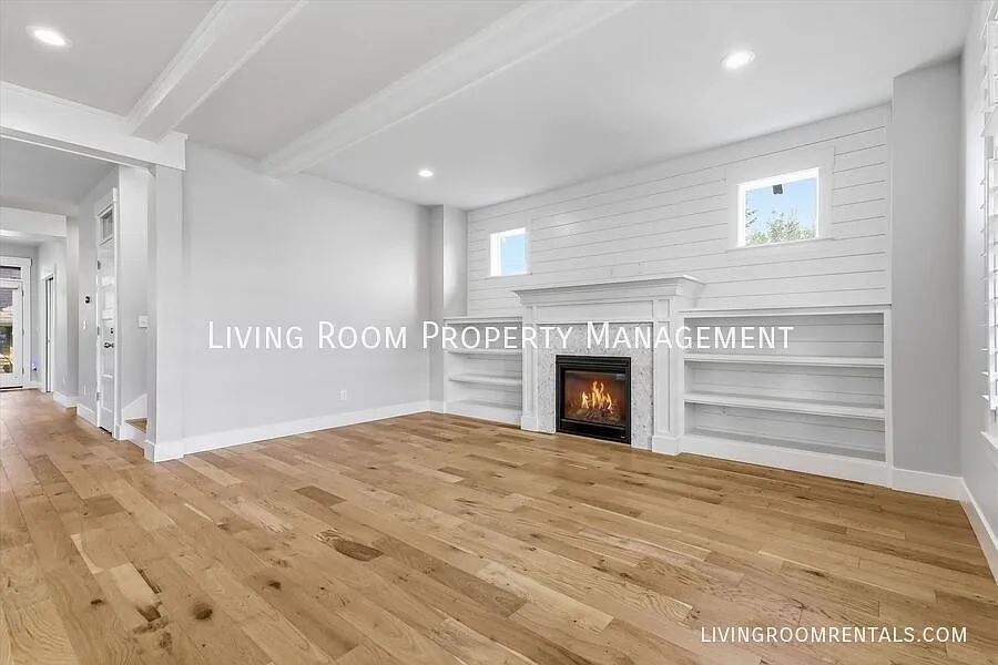 Timeless Concordia Craftsman | 4br+/3.5ba + Adu + Detached Two-Car Garage W/Studio Space — Photo 2