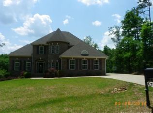 370 Squirrel Ln, Clover, SC 29710