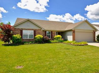 8607 Robin Run Way, Avon, IN 46123