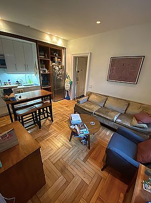 1st image of 440 E 6th St #E2