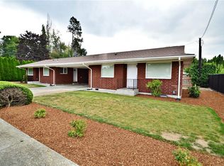 1702 W Pioneer #1 & 2, Puyallup, WA 98371
