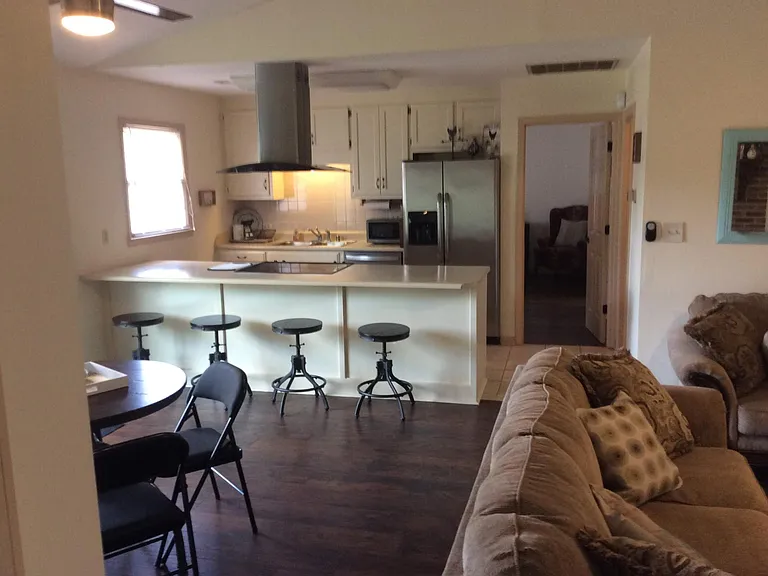 117 Lewis Ln — Photo 1
