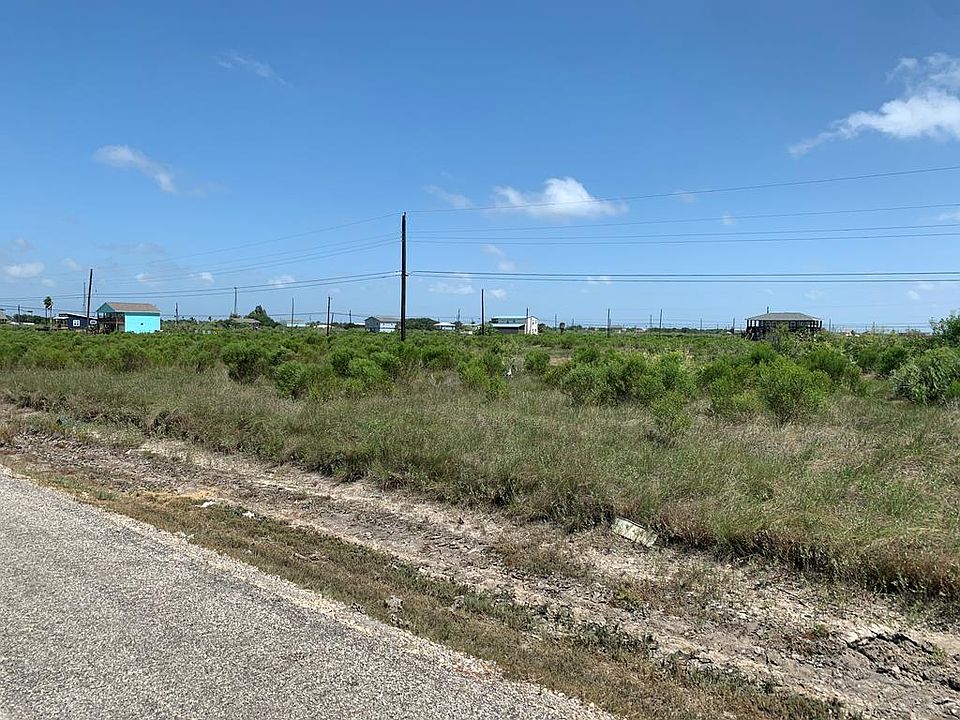 1st image of 182 W Pin Oak Ln