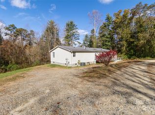 16 Joel Rdg, Alexander, NC 28701