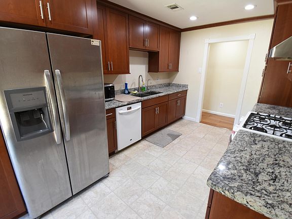 2nd image of 3432 Garner Ln