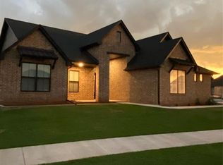 1339 Crimson Dr, Weatherford, OK 73096