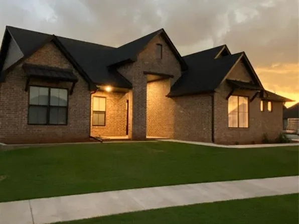 1339 Crimson Dr, Weatherford, OK 73096