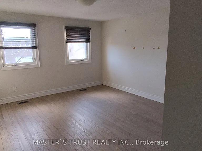40 Whitley Castle Cres S #2 — Photo 10