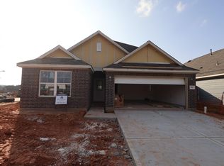 986 Garden Path Dr, Willis, TX 77378