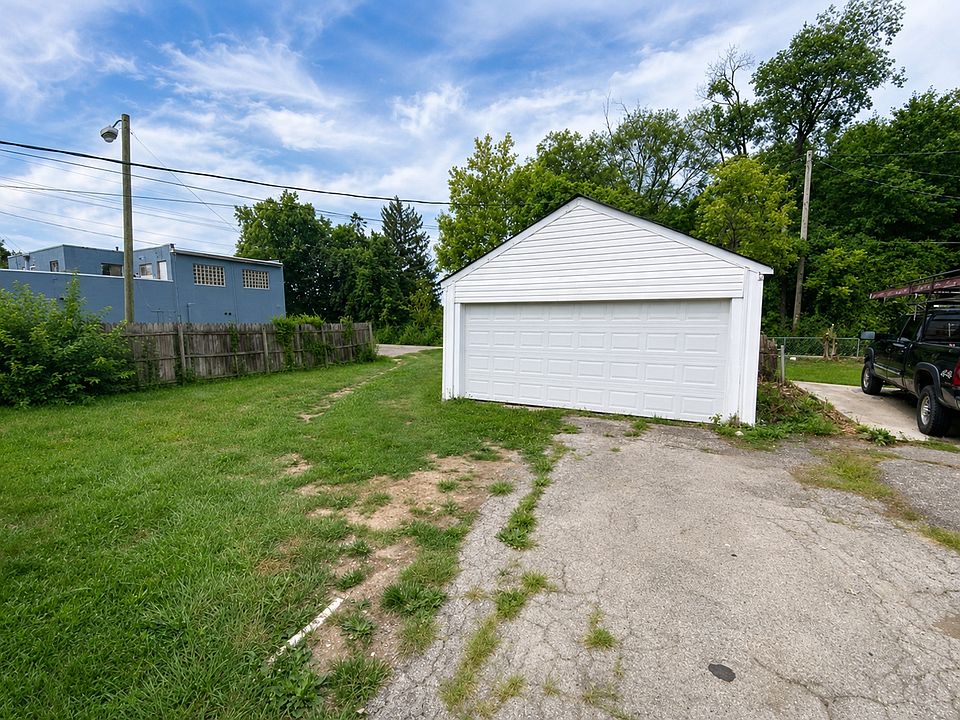 1st image of 2231 Parkwood Ave #1