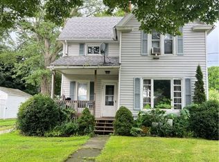 631 Buffalo St, Conneaut, OH 44030