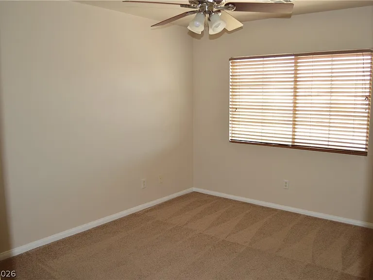 914 Socorro Song Ln — Photo 21