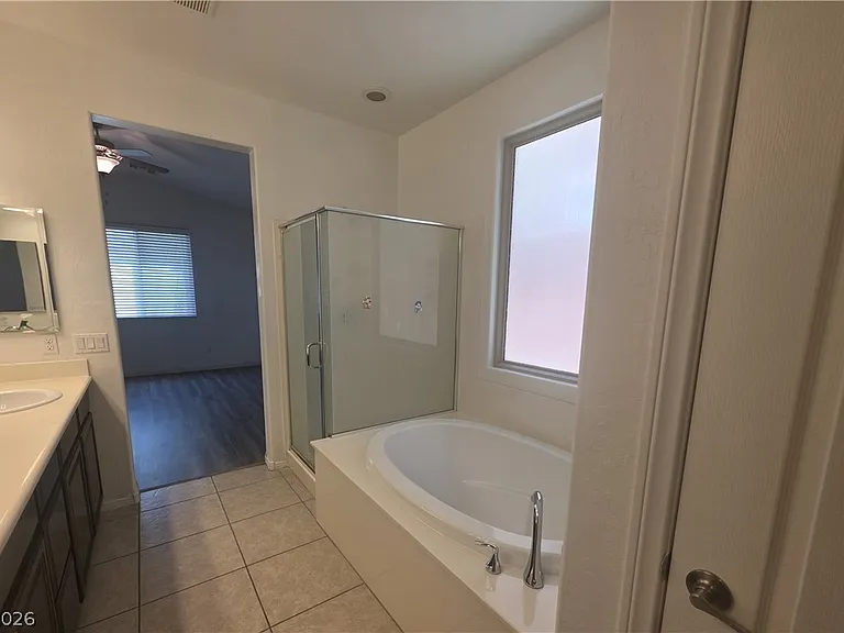 3385 Graceful Orchid St — Photo 11