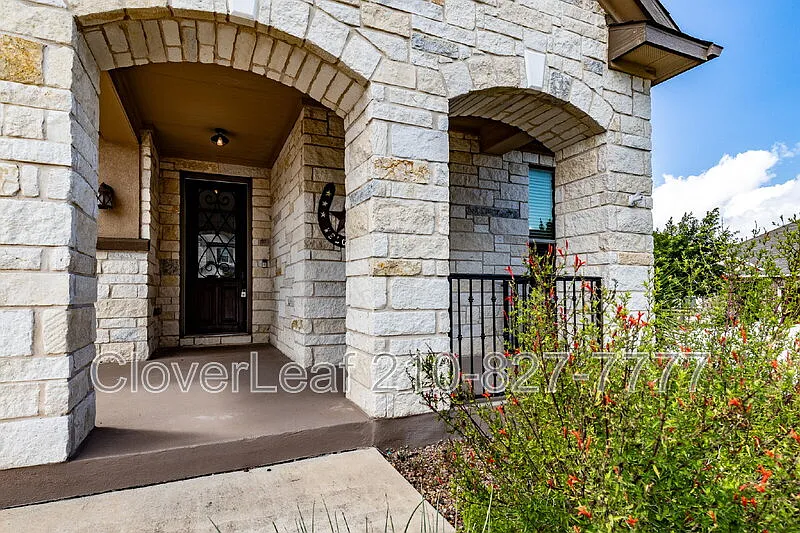 4 bed, 3.0 bath, 2652 sqft, $2,450 — Photo 4