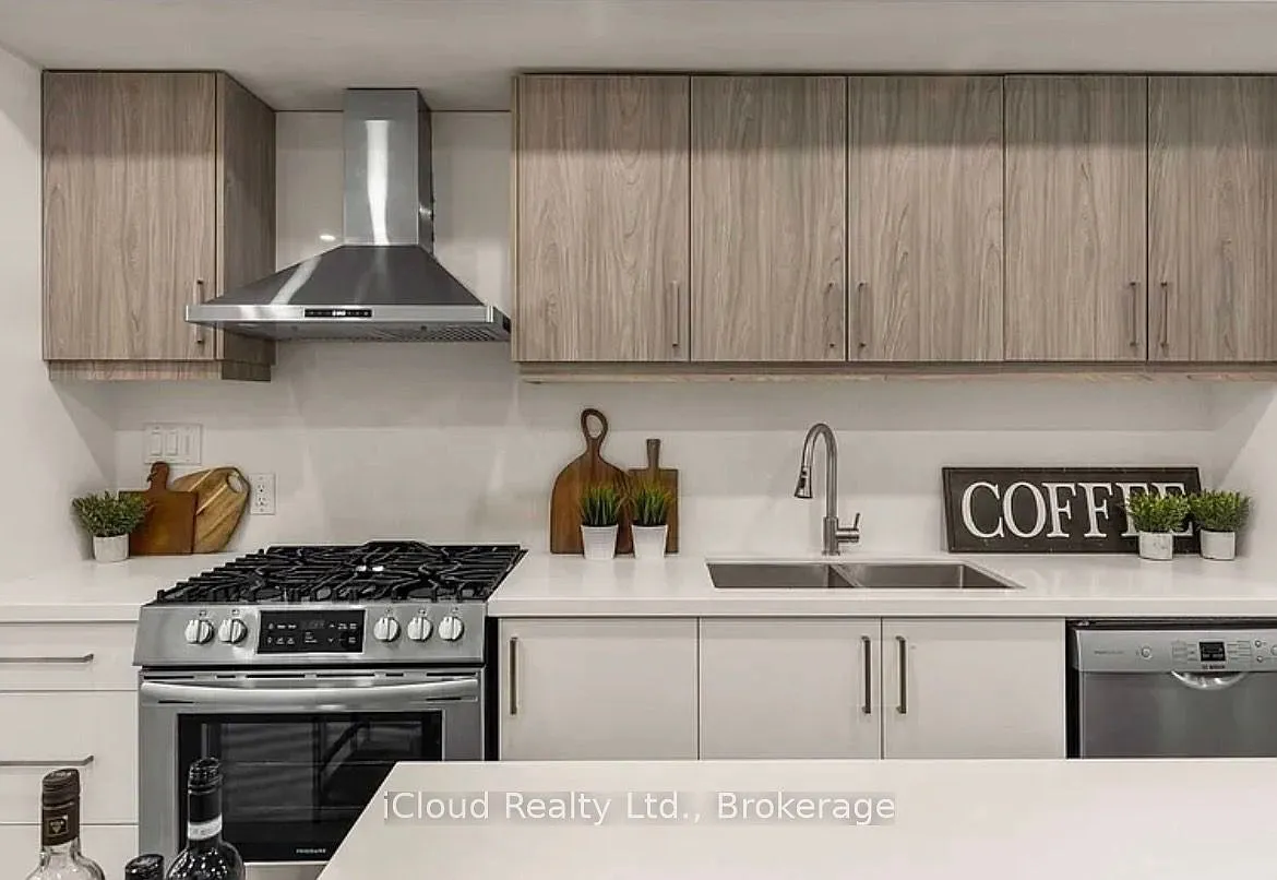 4 bed, $4,199 — Photo 3