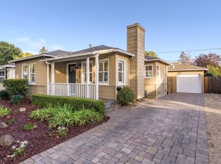 1052 Menlo Oaks Dr, Menlo Park, CA 94025