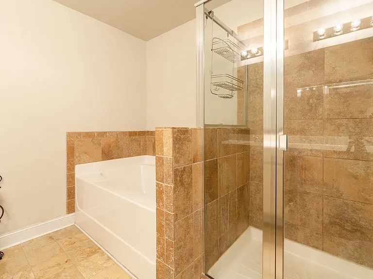 2408 Castle Keep Way — Photo 18