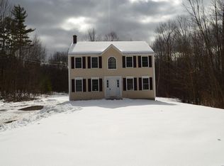 81 Benjamin St, Winchendon, MA 01475